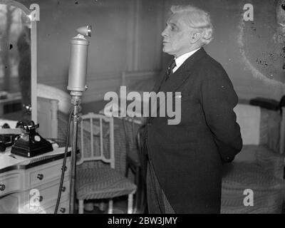 M Paul Boncour Sendungen nach Frankreich von seinem Hotel in London - Bewertungen Locarno Situation . 20 März 1935 Stockfoto