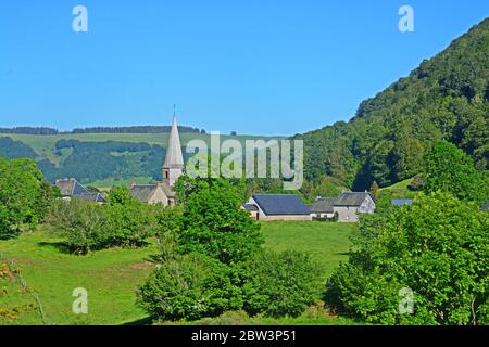 Dorf, Puy-de-Dome, Auvergne, Zentralmassiv, Frankreich Stockfoto
