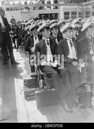 Preistag auf der HMS Worcester, dem Trainingsschiff der Thames Nautical Training College in Greenhithe, Kent. August 1935 Stockfoto