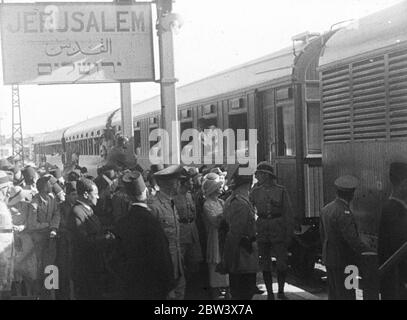 Ankunft des Negus in Haifa und Jerusalem. Bild zeigt, der Negus' Zug im Bahnhof bei der Ankunft in Jerusalem. Stockfoto