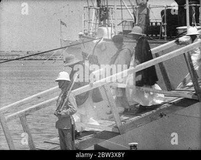 Ankunft des Negus in Haifa und Jerusalem. Bild zeigt, der Negus nach seiner Ankunft in Haifa, als er aus dem Boot stieg. Stockfoto