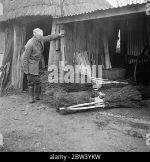 Besom Besen machen Stockfoto