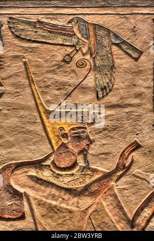 Relief des Pharao, Grab von Ramses III, KV11, Tal der Könige, UNESCO-Weltkulturerbe, Luxor, Ägypten Stockfoto