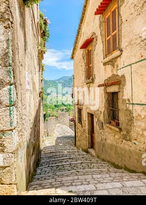 Cusano mutri italienisches Bergdorf. Kampanien Benevento Italia. Stockfoto