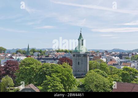 Der Valberg Turm mit Blick auf Stavanger in Norwegen. Stockfoto