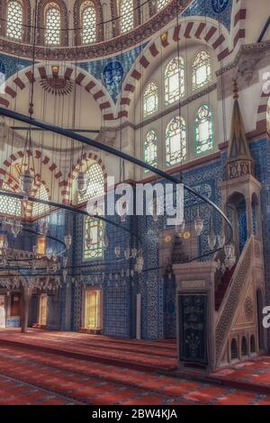 Foto des Innenraums der Rustem Pasha Moschee in Istanbul Stockfoto