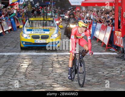 Alberto Contador, Gewinner der Spanien-Rundfahrt 2014 auf der Plaza del Obradoiro in Santiago de Compostela am 14,2014. September Stockfoto