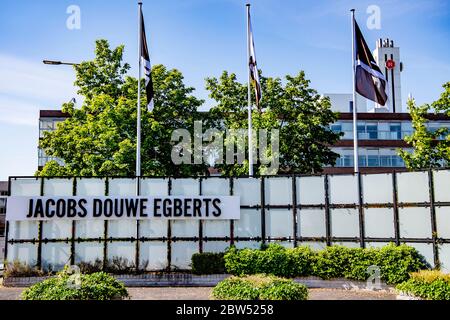 JDE unterzeichnet am Hauptsitz in Utrecht.Jacobs Douwe Egbets (JDE), die Muttergesellschaft von Douwe Egberts (DE), einer niederländischen Kaffeemarke, hat einen erfolgreichen Börsengang (Initial Public Offering) erlebt. Stockfoto