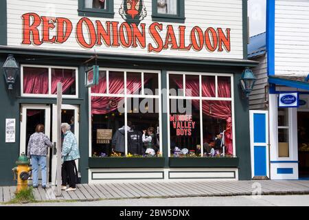 Red Onion Saloon an der Broadway Street, Skagway, Southeast Alaska, USA Stockfoto