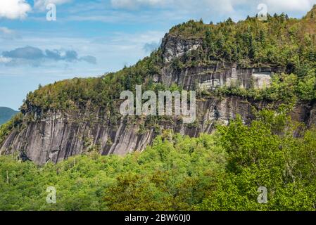 Whiteside Mountain im Nantahala National Forest zwischen Highlands und Cashiers, North Carolina. (USA) Stockfoto