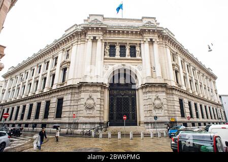 Mailand. Italien - 20. Mai 2019: Fassade der Bank von Italien (Banca d'Italia). Haupteingang des Bank of Italy Gebäudes. Stockfoto