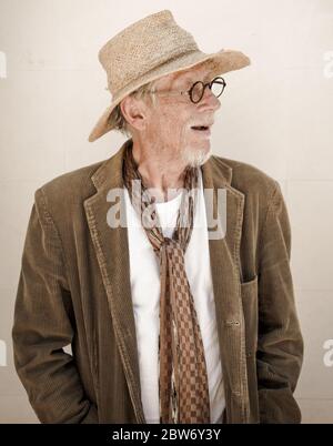 Sir John Hurt am Set seines letzten Films, That Good Night 2016 Stockfoto