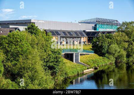 Emirates Arena & Celtic Park ab River Clyde, Glasgow, Schottland, Großbritannien Stockfoto