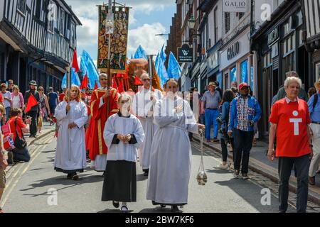 Die Alban-Wallfahrt, ein jährliches Fest, das Alban, Großbritanniens ersten Heiligen, feiert, indem er seine letzte Reise zur Hinrichtung und zum Martyrium nachstellt. Stockfoto