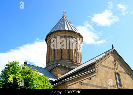 Dekorative tholobate von Tiflis Sioni Kathedrale oder die Sioni Kathedrale der Dormition, die historische orthodoxe Kirche in Tiflis, Georgien Stockfoto