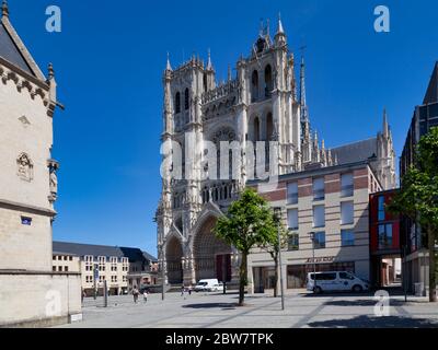 Amiens, Frankreich - Mai 30 2020: Die Kathedrale Basilika unserer Lieben Frau von Amiens (Französisch: Basilique Cathédrale Notre-Dame d'Amiens). Stockfoto