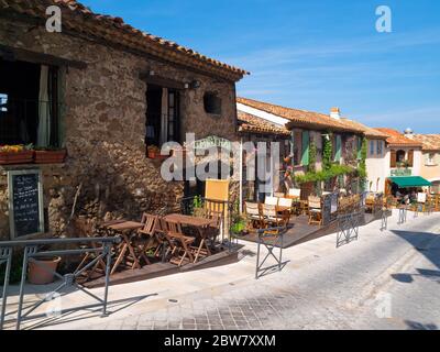 Straße in Ramatuelle Dorf, Französische Riviera, Cote d'Azur, Provence, Südfrankreich Stockfoto