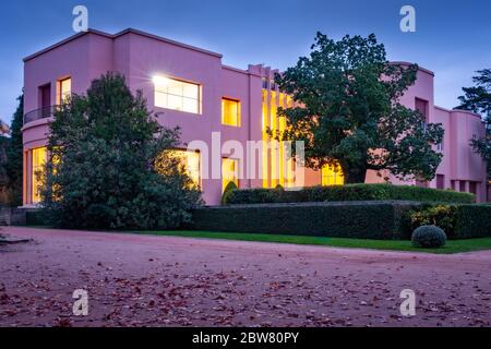 Rosa Casa de Serralves in Porto, Portugal Stockfoto