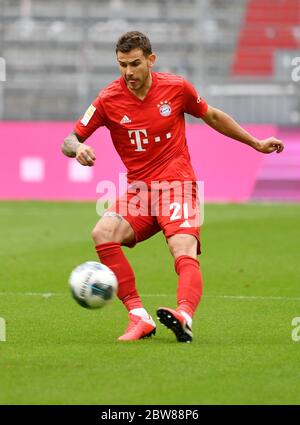 München, Deutschland, 30. Mai 2020, Lucas HERNANDEZ (FCB 21) beim Spiel 1.Bundesliga FC BAYERN MÜNCHEN - FORTUNA DÜSSELDORF in der Saison 2019/2020 am 29.Spieltag. Foto: © Peter Schatz / Alamy Live News / Frank Hörmann/Sven Simon/Pool - DFL-BESTIMMUNGEN VERBIETEN DIE VERWENDUNG VON FOTOS als BILDSEQUENZEN und/oder QUASI-VIDEO - Nationale und internationale Nachrichtenagenturen DÜRFEN NUR redaktionell verwendet werden Stockfoto