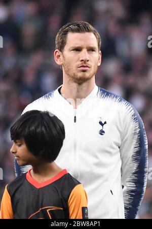 LONDON, ENGLAND - 30. APRIL 2019: Jan Vertonghen aus Tottenham vor dem ersten Bein des UEFA Champions League Halbfinalspiels 2018/19 zwischen Tottenham Hotspur (England) und AFC Ajax (Niederlande) im Tottenham Hotspur Stadium. Stockfoto