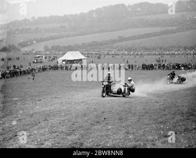 Speedway Beiwagen-Rennen auf Bigginhill. 1936 Stockfoto