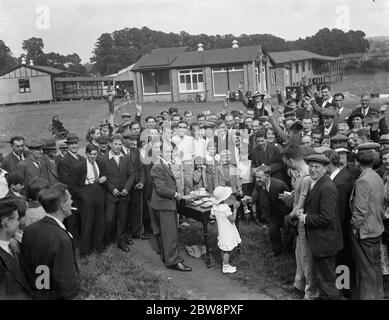 Jubilee Häuser Fete in Sidcup Place. 1936 Stockfoto