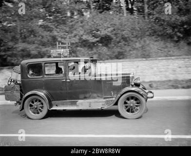 Hop-Picker in East Peckham in ihrem Transport. September 1938 . Stockfoto