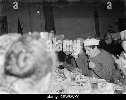 Old Folks Party, organisiert vom Rotary Club. 1937 Stockfoto