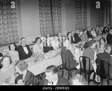 Das Royal Arsenal A I Department Dinner in Woolwich, London. 1939 Stockfoto