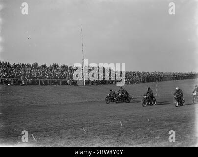 Marken Hatch am Ostermontag . 1937 Stockfoto