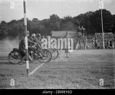 Motorrad-Rennen in Brands Hatch . Der Start eines der Rennen . 1938 . Stockfoto