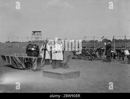 Open Air Service statt Woolwich Stadium, London. Juni 1937 . Stockfoto