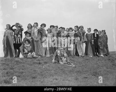 Die elisabethanische Festzug in Westwood Central School in Bexley, London. 1939 Stockfoto