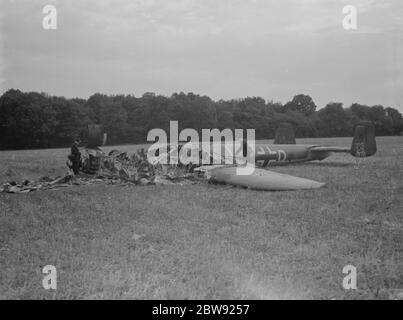 Ein Dornier Do 17 von 9 Staffel ( Squadron ), Kampfgeschwader 76 ( Bomberflügel 76 ). Der Bomber wurde von Hawker Hurricane Jagdflugzeug der Nr. 111 Squadron RAF abgeschossen. Es Crash landete in der Nähe von RAF Biggin Hill . An diesem Tag begann die Luftwaffe eine All-out-Versuch, schwer zu beschädigen Fighter Command, durch Bombardierung ihrer Flugplätze. 18 August 1940 . Stockfoto