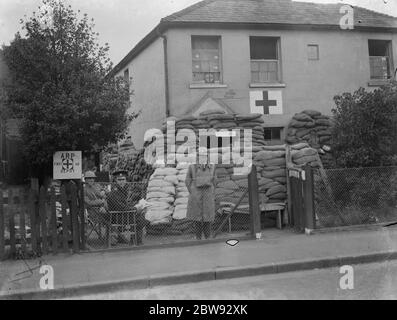 Ein Luftangriff Vorsichtsmaßnahmen erste Hilfe Post in Sidcup, Kent. Das Gebäude wurde mit Sandsäcken befestigt, um seine Abwehrkräfte gegen Bombenangriffe zu stärken. 1939 Stockfoto