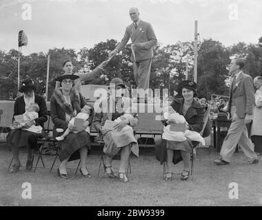 Sidcup Jubilee Fete in Kent . Die Gewinner der Babyshow . 1939 . Stockfoto