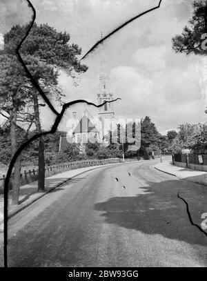 Ein Außenansicht der St. John the Evangelist Kirche in Bexley, London. 1939 Stockfoto