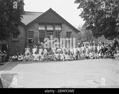 Ein Empire Day Display in Dorset Road School in Mottingham, Kent. 24 Mai 1939 Stockfoto