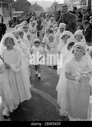 Eine katholische Kirche Prozession in Welling, London. 1938 Stockfoto