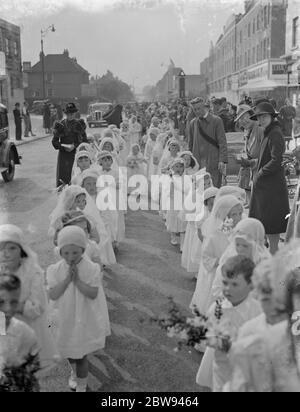 Eine katholische Kirche Prozession in Welling, London. 1938 Stockfoto