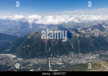 Schöne Aussicht auf das Chamonix Bergtal, zwischen den Alpen, Chamonix Mont-Blan, Frankreich Stockfoto