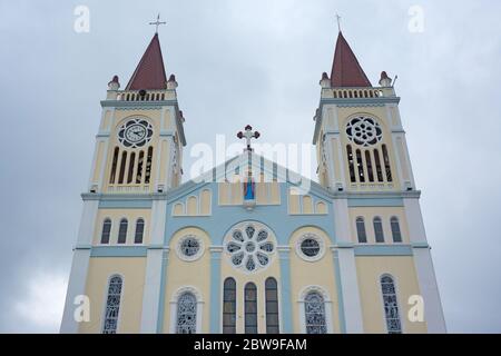 Fassade der Kathedrale unserer Lieben Frau von der Buße, einer katholischen Kirche in Baguio, Philippinen, Südostasien. Foto aufgenommen am 14. Februar 2017 Stockfoto