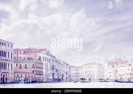 Italien, Venedig, Gebäude entlang des Canale Grande Stockfoto