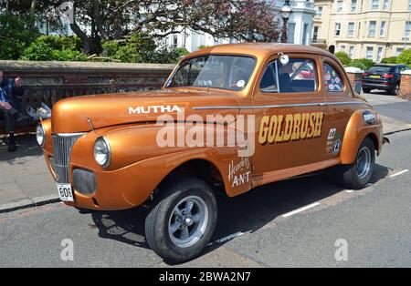 Goldrush Auto parkte am Straßenrand während Magnificent Motors, ein jährliches Oldtimer und Autofahren Veranstaltung auf Eastbourne Seafront, East Sussex, Großbritannien Stockfoto