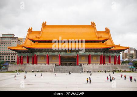 TAIPEI, TAIWAN - Jan 2020 - Nationale Konzerthalle im Bezirk Zhongzheng. Die nationale Konzerthalle beherbergt einen Strom von Veranstaltungen von lokalen und inte Stockfoto
