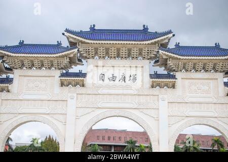 Taipei, Taiwan - Jan 2020: liberty Square taipei neben der nationalen chiang kai-shek Gedenkhalle im Zhongzheng Bezirk. Berühmte Sehenswürdigkeit für Stockfoto