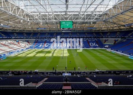 Gelsenkirchen, Deutschland. Juli 2015. firo Übersicht, Schalke, Stadion, Veltins Arena Fußball 1.Bundesliga, 29.Spieltag, FC Schalke 04 (GE) - SV Werder Bremen (HB), am 30. Mai 2020 Karsten Rabas/Pool/firo Quelle: dpa/Alamy Live News Stockfoto