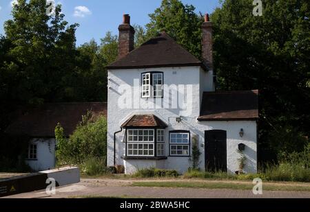 Hatton Bottom Lock Cottage, Grand Union Canal, Warwick, Warwickshire, England, Großbritannien Stockfoto