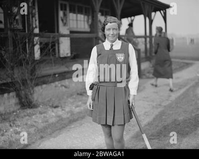 Damen Hockey Spiel in Merton Abbey - England gegen Schottland. Miss Janet Ellis , die Surrey und England Spieler. 11 März 1933 Stockfoto