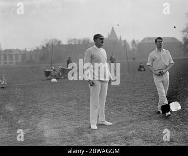 Oxford University Cricket Club Praxis J Hearn, die Teams Trainer. 30. April 1923 Stockfoto